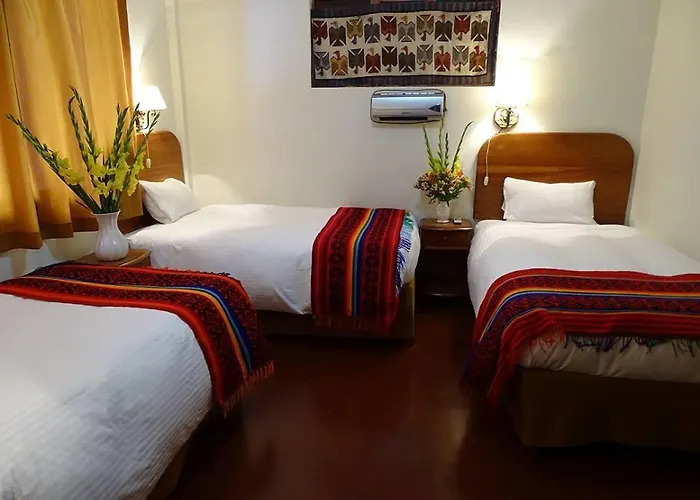 Wiracocha Hotel 3*
